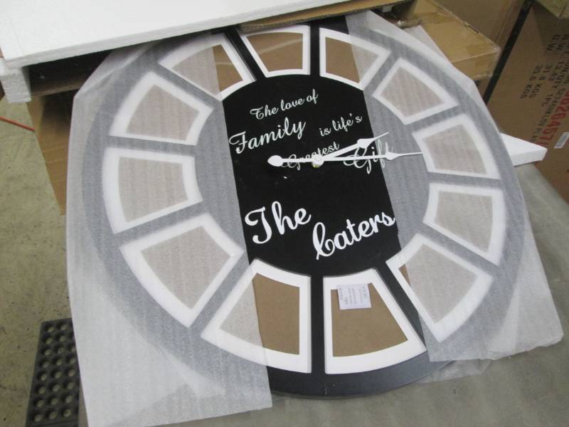 lot 81 image: Photo Frame Clock open box, unteste...