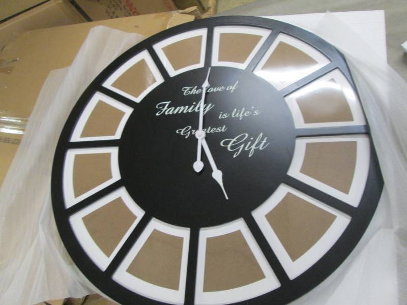 lot 82 image: Photo Frame Clock open box, unteste...