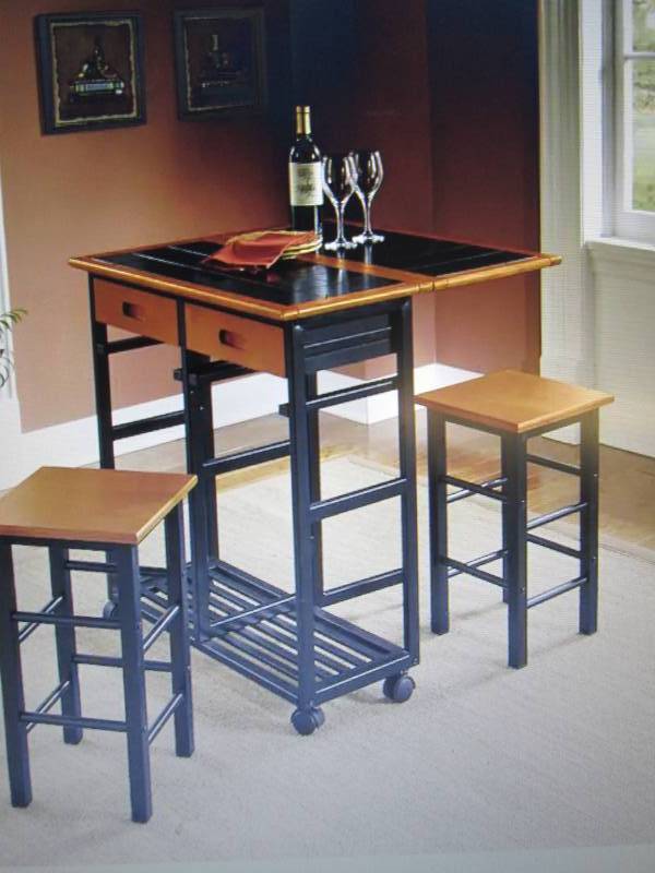 lot 147 image: 2-In-1 Kitchen Island Set open box ...