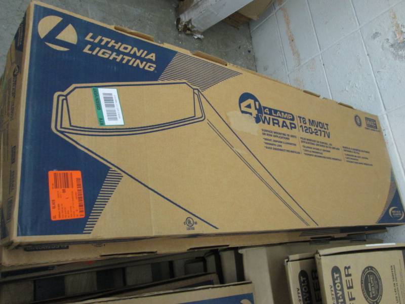 lot 202 image: Lithonia Lighting 4 ft. 4-Light Flu...