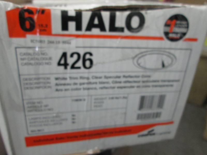 lot 213 image: Lot of 6 Halo 426 Series 6 in. Whit...