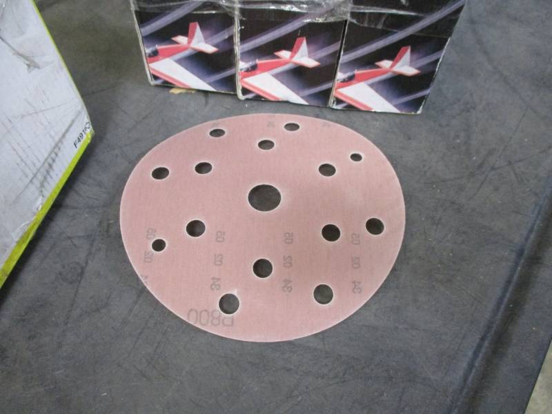 lot 12 image: 6 Sanding pads