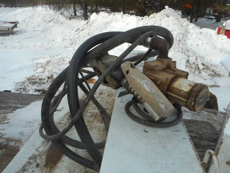 Fuel Tank and Pump