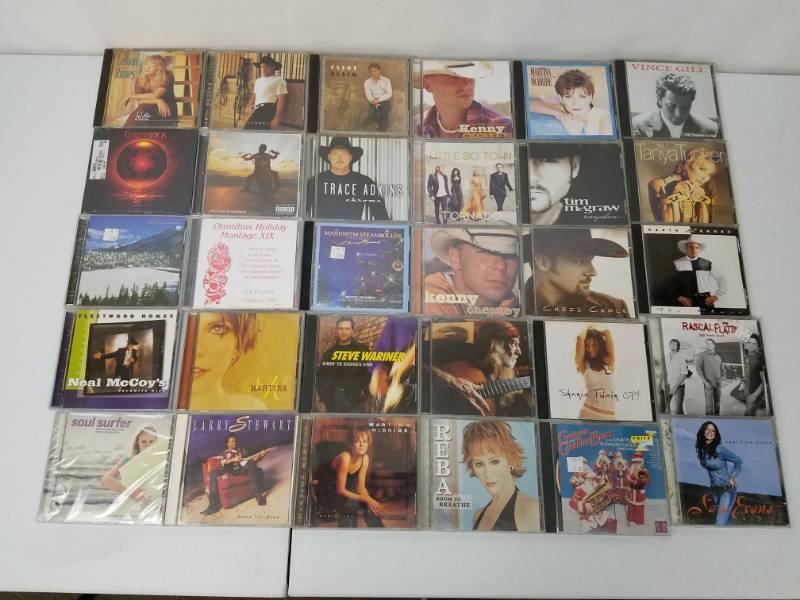 lot 27 image: 30 Country CDs
