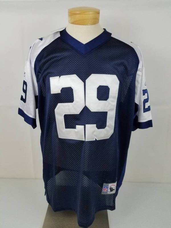 lot 34 image: On field NFL Reebox #29 Dallas Cowboys DeMarco Muarry Football Jersey size 45