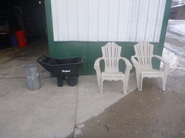 lot 11 image: Outdoor Items