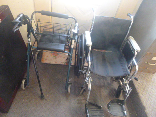 lot 45 image: Medical Equipment