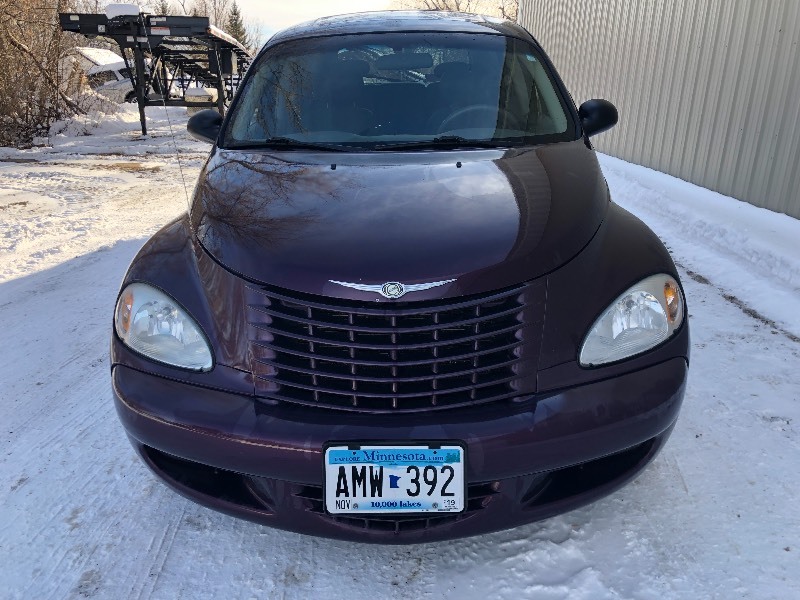 lot 9 image: 2004 CHRYSLER PT CRUISER