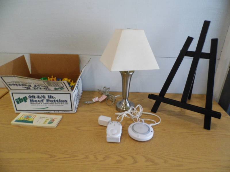 Baby Monitor - Lamp - Easle