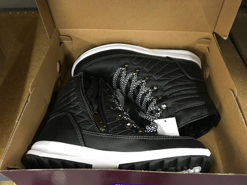 Weatherproof Ladies Boots, Retail $24.99