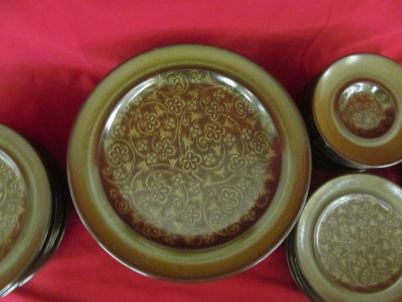 lot 4 image: Franciscan earthen ware dishes