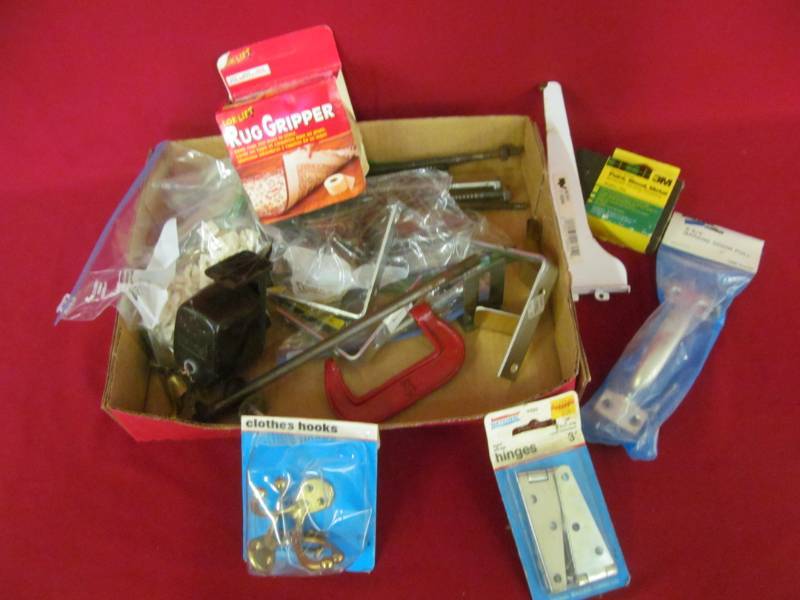 lot 19 image: hardware