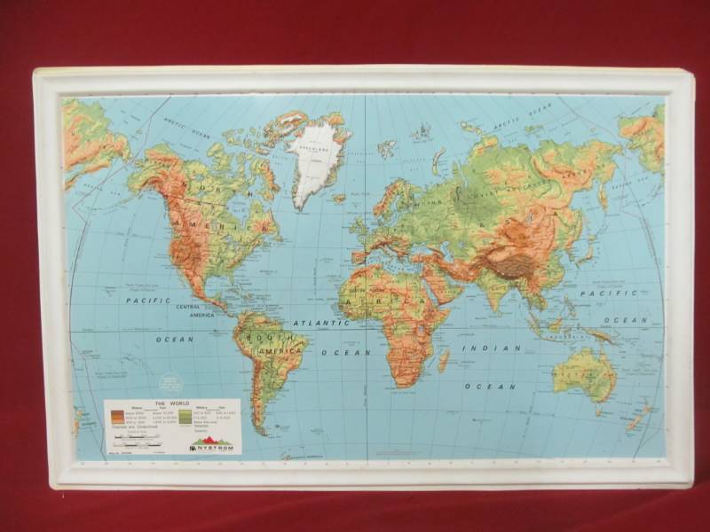 lot 25 image: Nystrom relief maps
