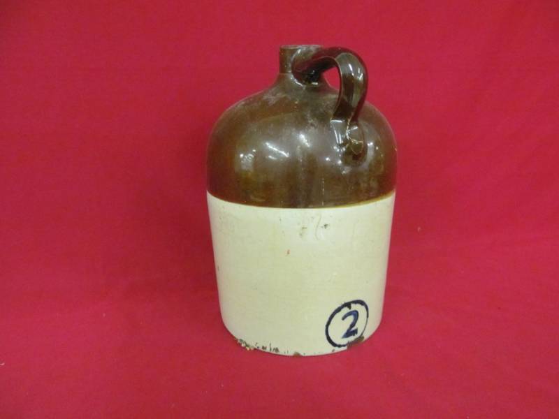 lot 32 image: shoulder jug