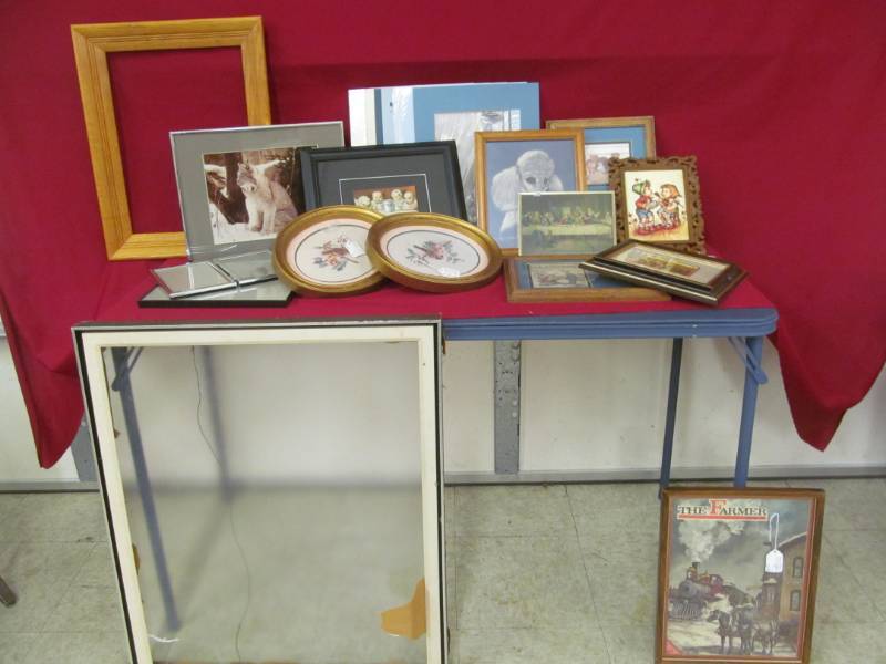 lot 51 image: frame matting, frames