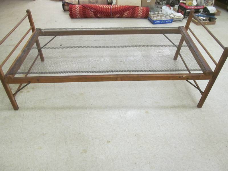 lot 66 image: Antique hide abed frame