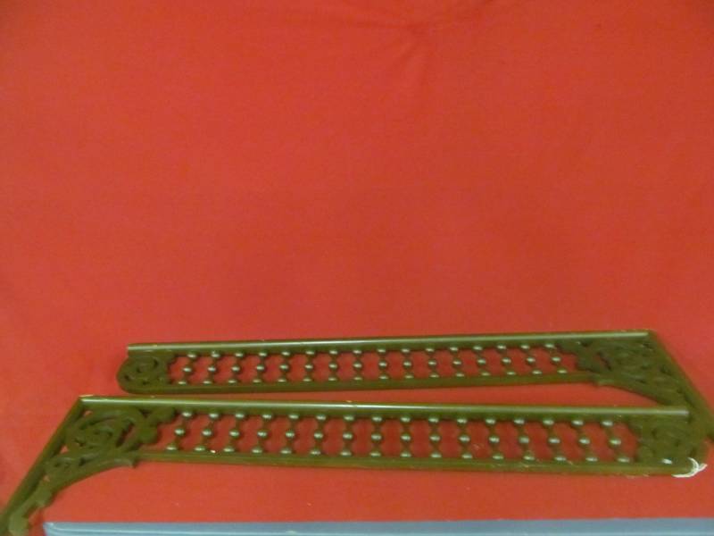 lot 67 image: fretwork
