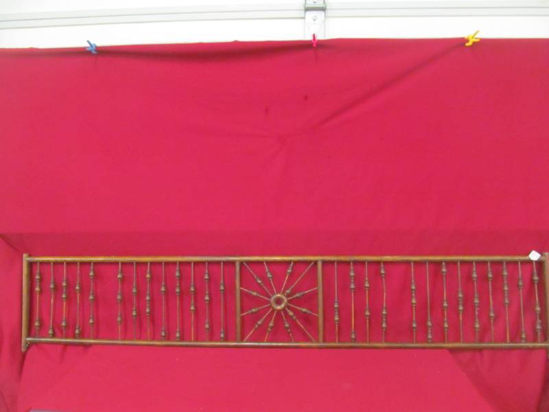 lot 70 image: divider