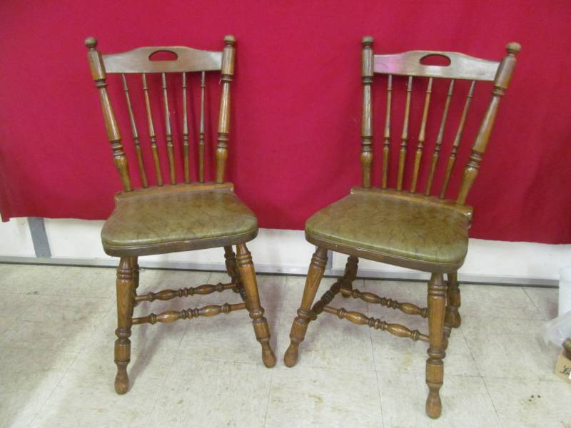 lot 73 image: chairs