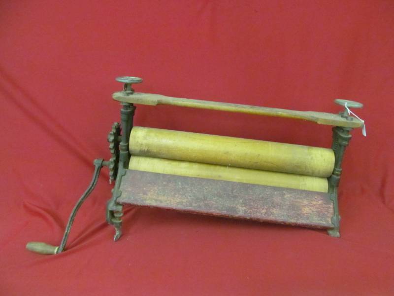lot 79 image: vintage commercial laundry mangle wringer