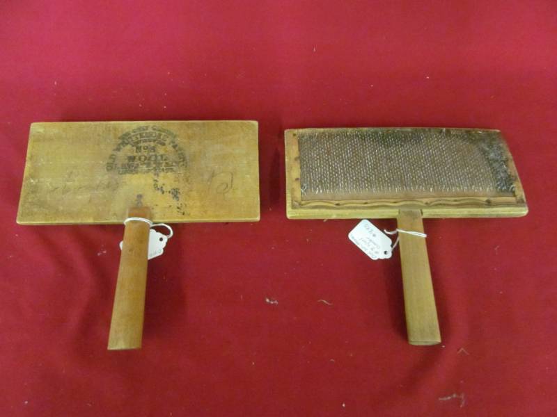 lot 101 image: Whitmore wool combers