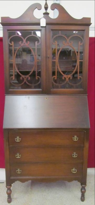 lot 116 image: antique secretary