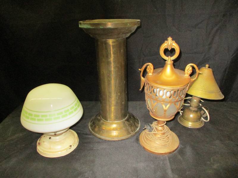 lot 99 image: Various Brass lamp, light and pedistal