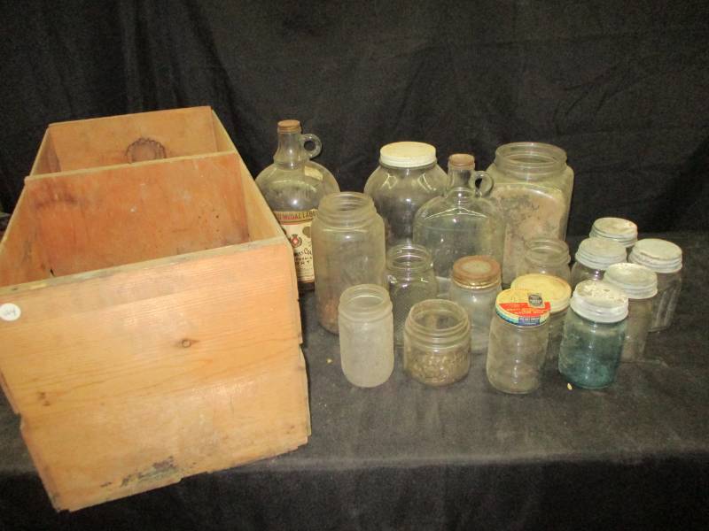 lot 124 image: Old bottles and Crate