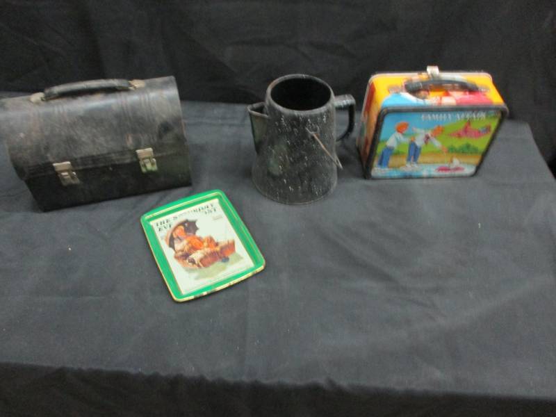 lot 48 image: Tin lunch pails, family affair lunch bucket