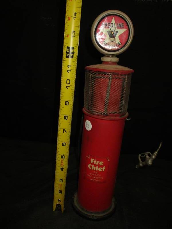 lot 88 image: Gas Pump