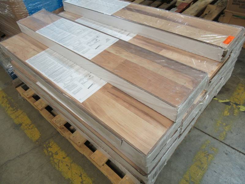 lot 2 image: Home Decorators Collection Colburn Maple 12 mm Thick x 7-78 in. Wide x 47-1732 in. Length Laminate Flooring (15.59 sq. ft.  case) - 18 Cases 368441-00314