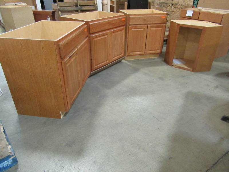 Hampton Bay Madison Collection 3 Base Cabinets 1 With Soft Close