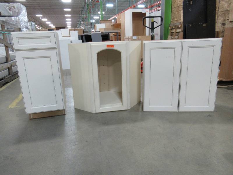 lot 158 image: 3 Cabinets in Antique White Finish