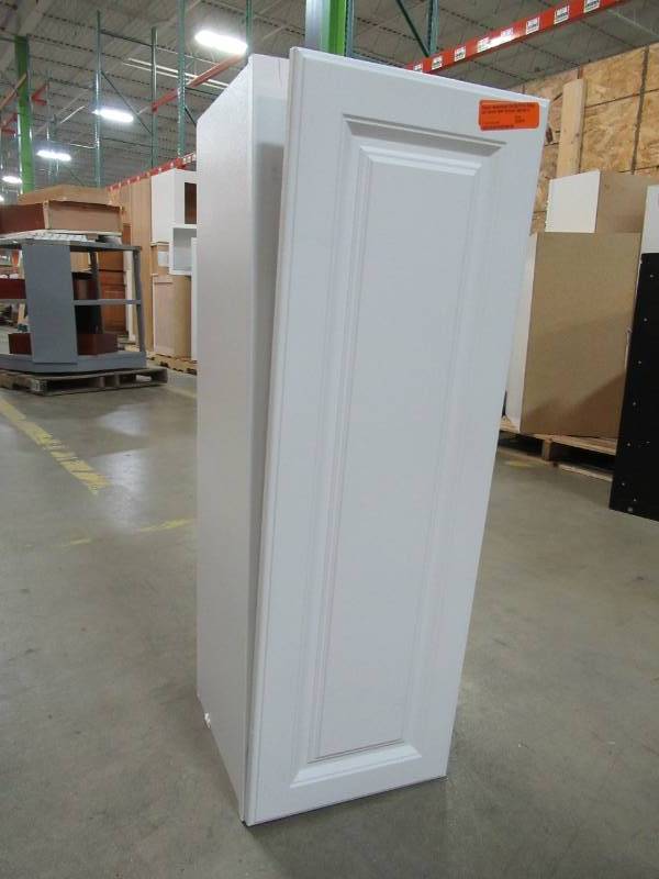 lot 165 image: RSI Shaker Kitchen Wall Cabinet in White