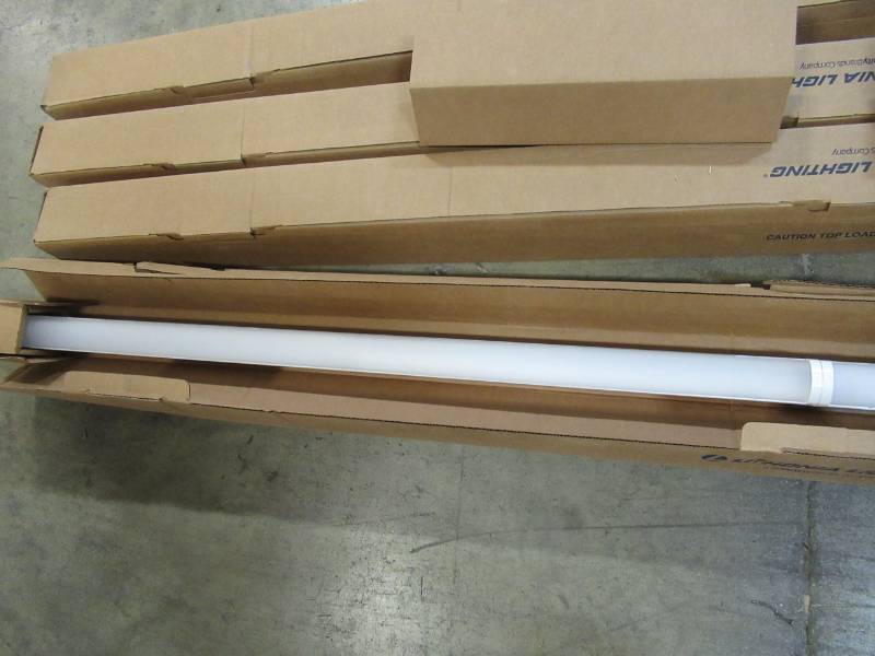 lot 134 image: 4 Lithonia Lighting LED Striplight Strip Shop Light (Common 8-ft Actual 2.62-in x 96-in) MNSL L96 2LL MVOLT 4