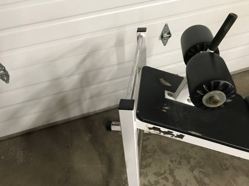 lot 7 image: Commercial adjustable sit up bench