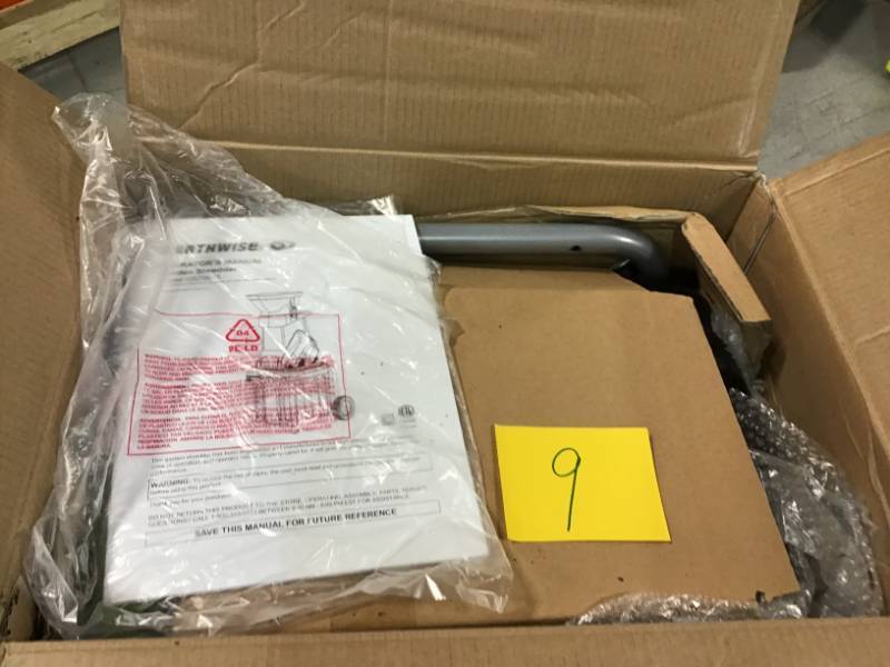 lot 9 image: Earthwise 1.25 in. 15 Amp Electric Corded Chipper Shredder open box in like new condition