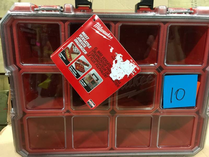 lot 10 image: Milwaukee 48-22-8030 Jobsite Organizer not used