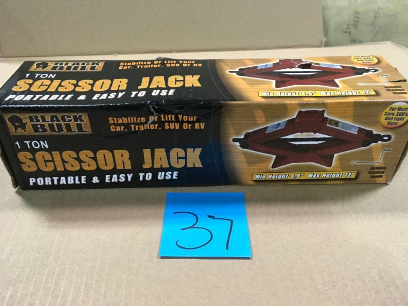 lot 37 image: BLACK BULL 17 in. x 3.50 in. 2,000 lb. 1-Ton Scissor Car Jack open box in like new condition