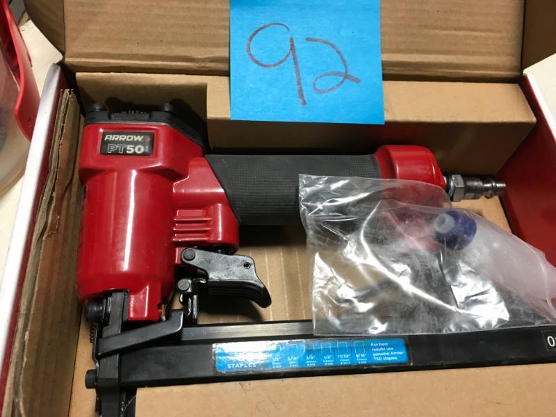 lot 92 image: Arrow Fastener Pneumatic Staple Gun open box in like new condition