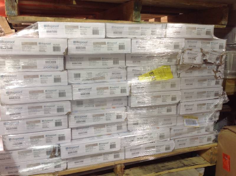 lot 101 image: LifeProof  Lighthouse Oak 8.7 in. x 47.6 in. Luxury Vinyl Plank Flooring (20.06 sq. ft.  case) 36 cases no used