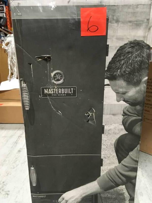 lot 6 image: Masterbuilt Pro MDS 230S Dual Fuel Smoker open box in like new condition