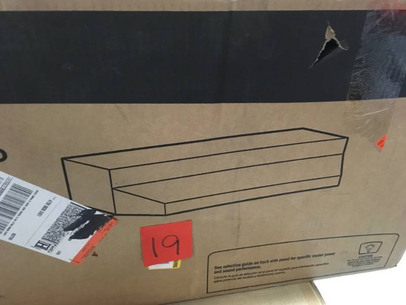 lot 19 image: Broan 42000 Series 36 in. Under Cabinet Range Hood with Light in Stainless Steel open box in like new condition