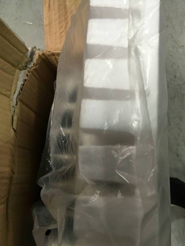 lot 43 image: 1500-Watt Electric Oil-Filled Radiant Portable Heater - Grey open box in like new condition