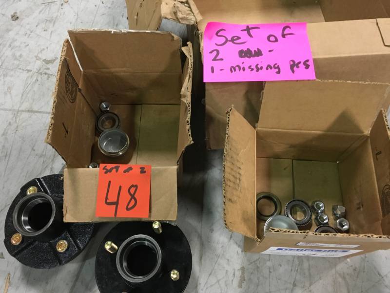 lot 48 image: Martin Wheel 4-Bolt Hub Repair Kit for 1 in. Axle Pressed Stud for Trailers QTY 2 MISSING 1 PC