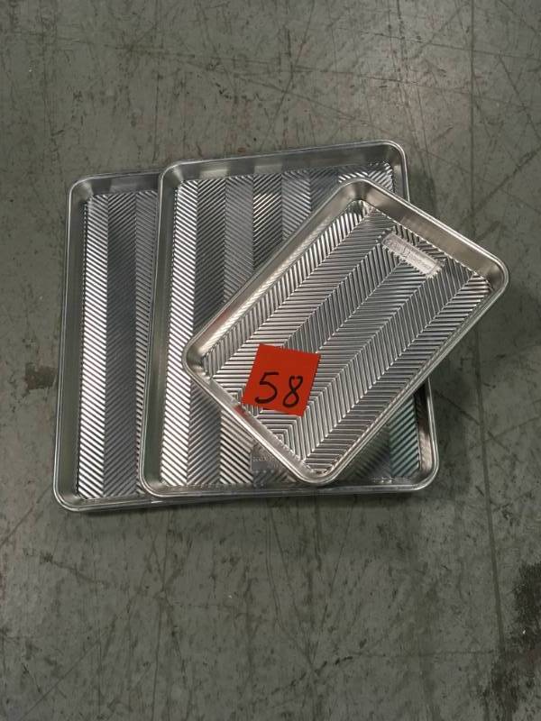 lot 58 image: LOT OF 3 BAKE PANS ASS SIZES not used