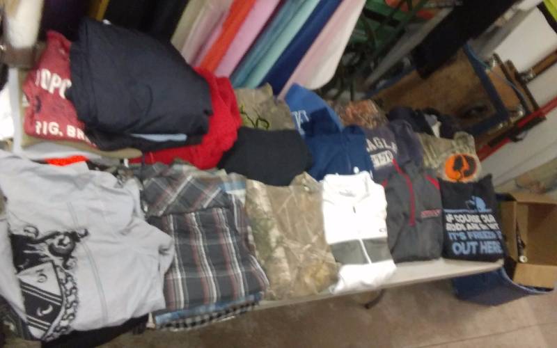 Large Lot Of Mens L & XL Hoodies, Dress Shirts & T-Shirts