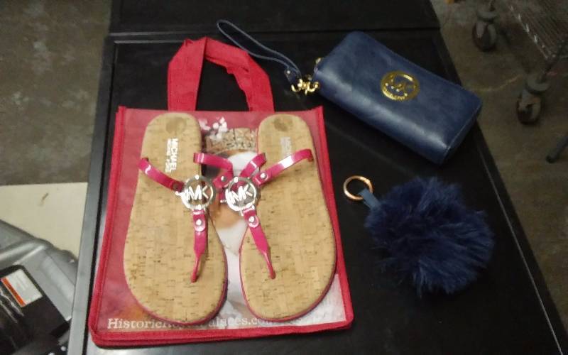 Michael Kors Sandals Size 78, Wallet, Pompom