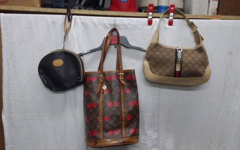 3-Hand Bags