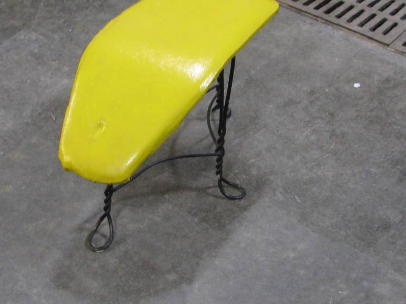 lot 18 image: Antique Shoe Store Bench